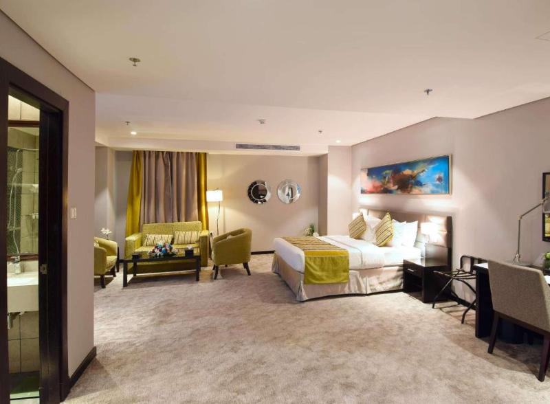 Best Plus Aurora Hotel - Oda