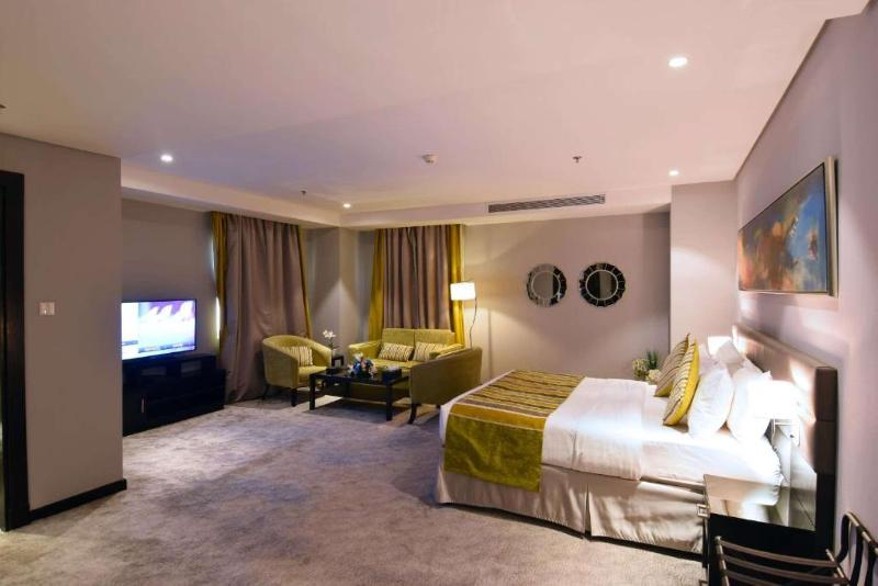 Best Plus Aurora Hotel - Oda