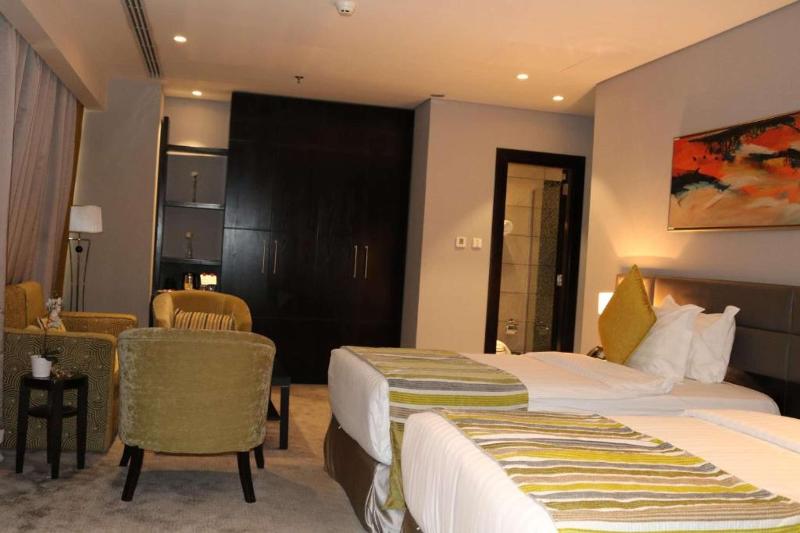 Best Plus Aurora Hotel - Oda