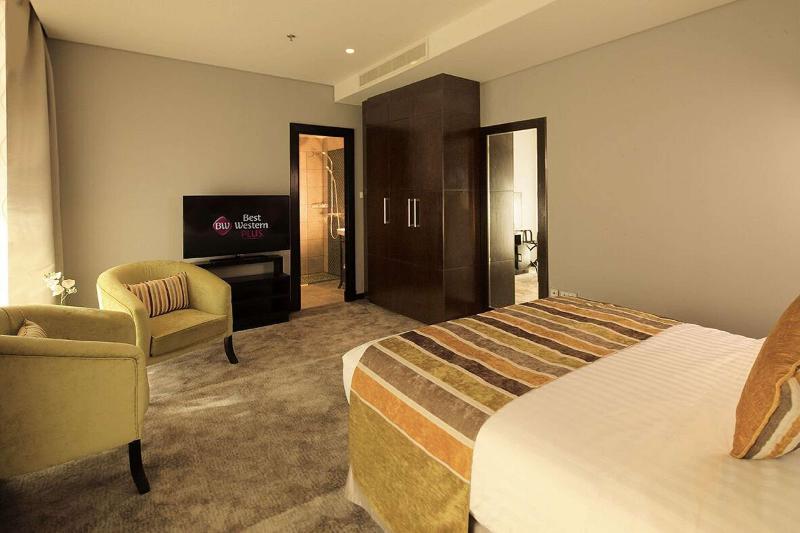 Best Plus Aurora Hotel - Oda