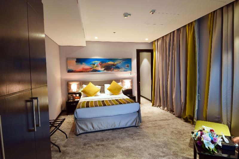 Best Plus Aurora Hotel - Oda