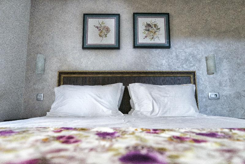 Prestige Boutique Hotel Craiova - Oda