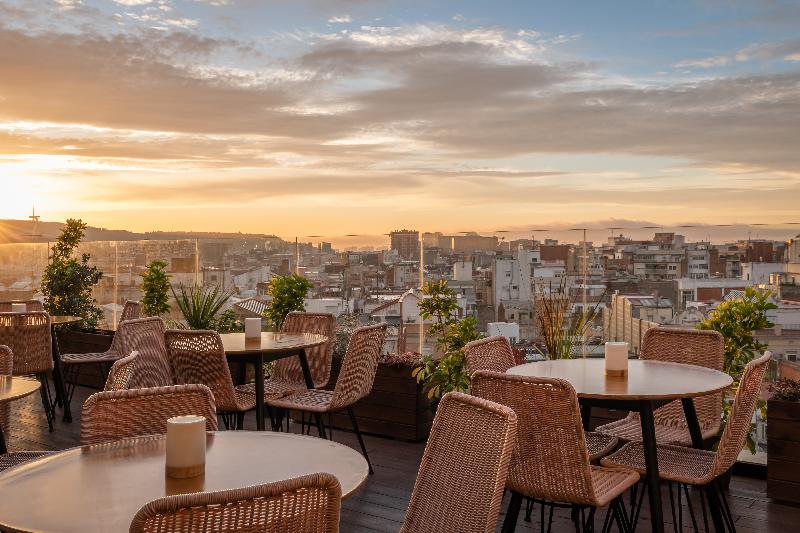 Arya Stadium Hotel - Bar