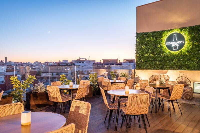 Arya Stadium Hotel - Bar