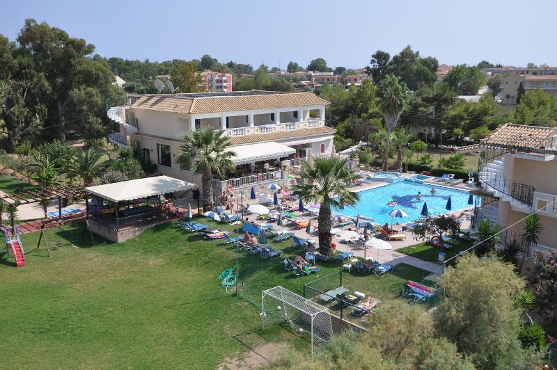 Ilios Hotel - Teras