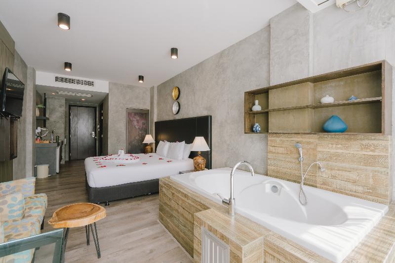 Patong Signature Boutique Hotel - Oda