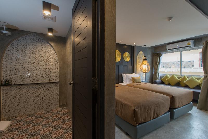Patong Signature Boutique Hotel - Oda