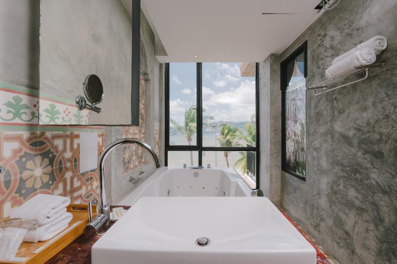 Patong Signature Boutique Hotel - Oda