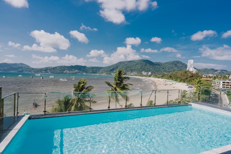 Patong Signature Boutique Hotel - Havuz