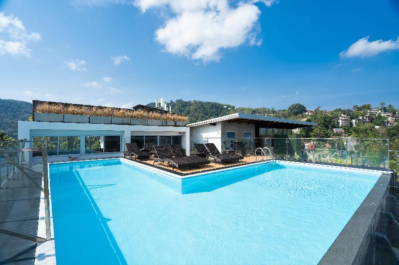 Patong Signature Boutique Hotel - Havuz