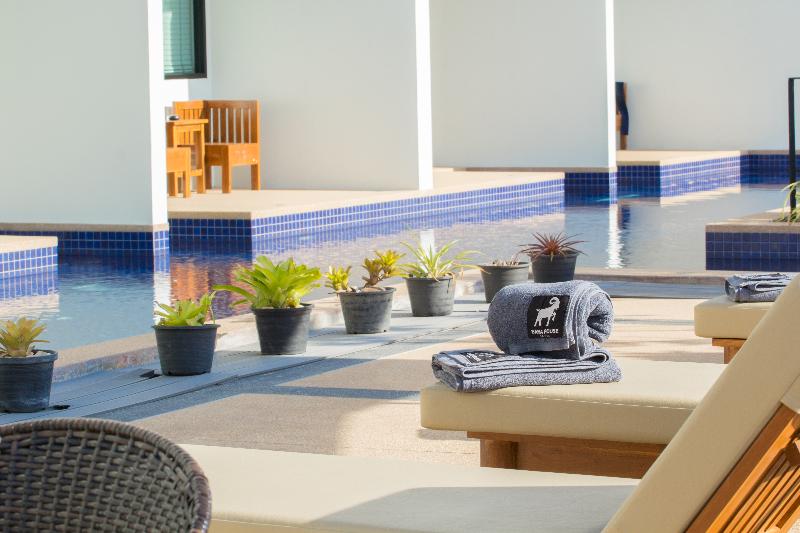 Baba House Phuket Hotel - SHA Plus+ - Havuz