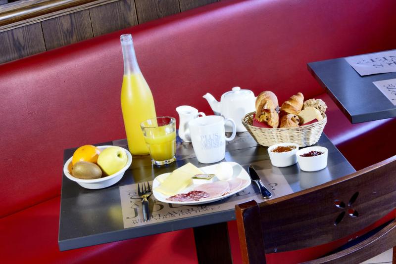 KYRIAD PERPIGNAN – Aéroport - Restoran
