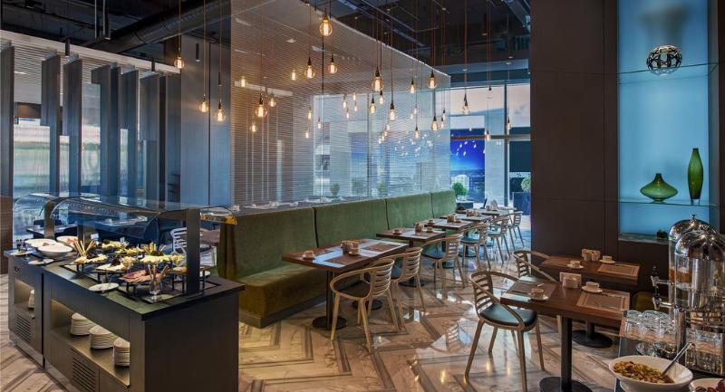 Four Points By Sheraton Izmir - Bar