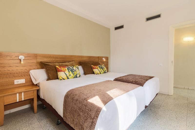 Hotel LIVVO Koala Garden - Oda