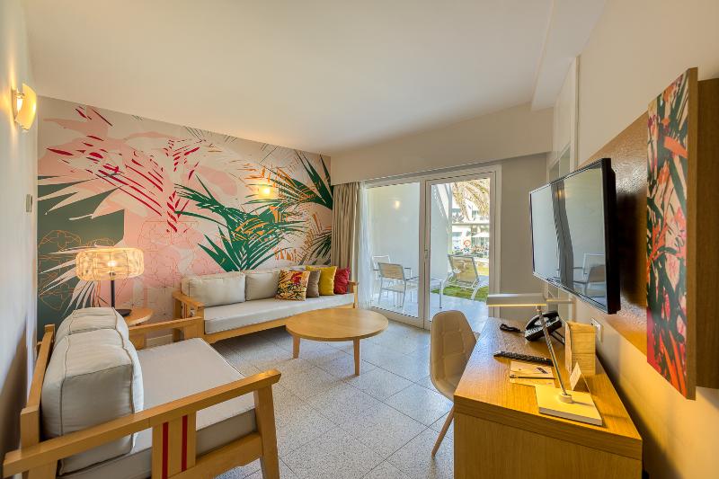 Hotel LIVVO Koala Garden - Oda