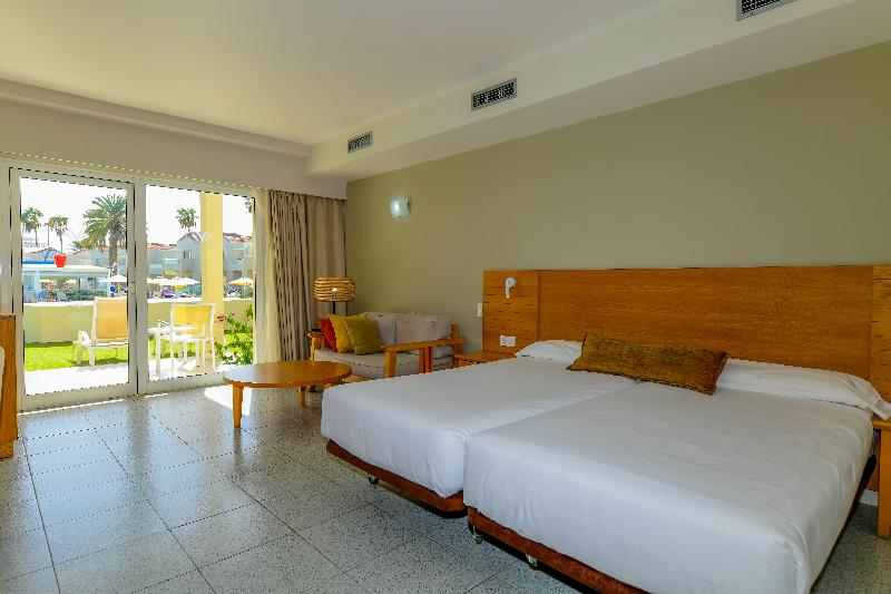 Hotel LIVVO Koala Garden - Oda
