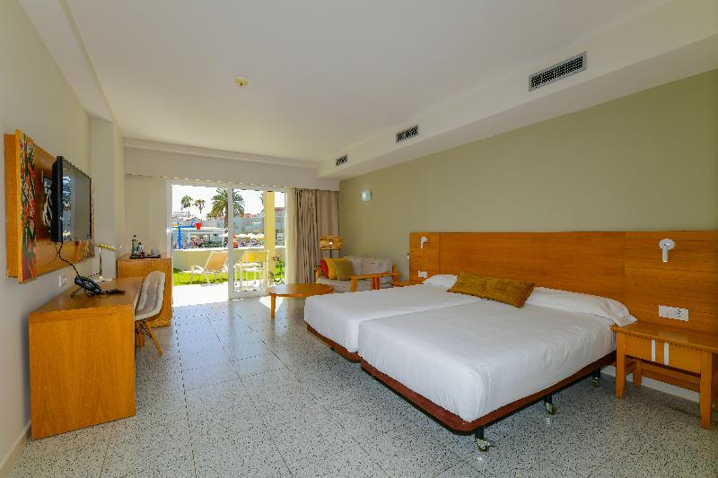 Hotel LIVVO Koala Garden - Oda