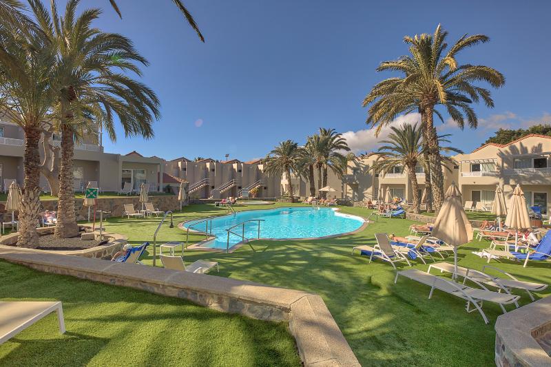 Hotel LIVVO Koala Garden - Havuz