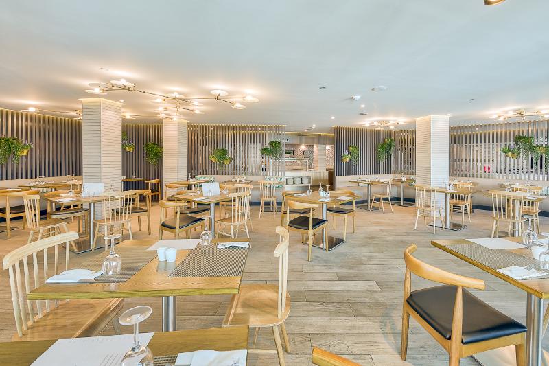 Hotel LIVVO Koala Garden - Restoran