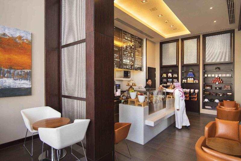 Centro Waha Riyadh Hotel - Bar