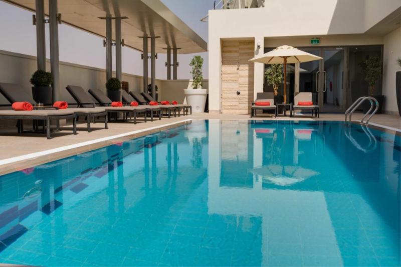 Centro Waha Riyadh Hotel - Havuz