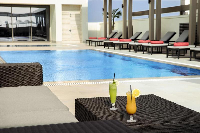 Centro Waha Riyadh Hotel - Havuz