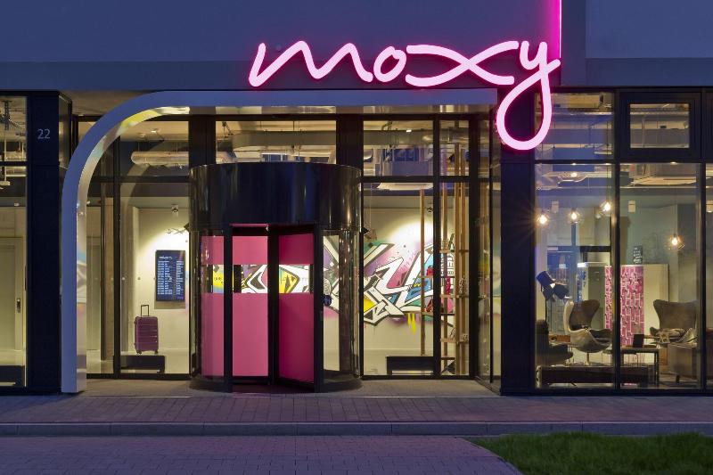 MOXY Stuttgart Airport/Messe - Genel