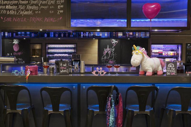 MOXY Stuttgart Airport/Messe - Restoran
