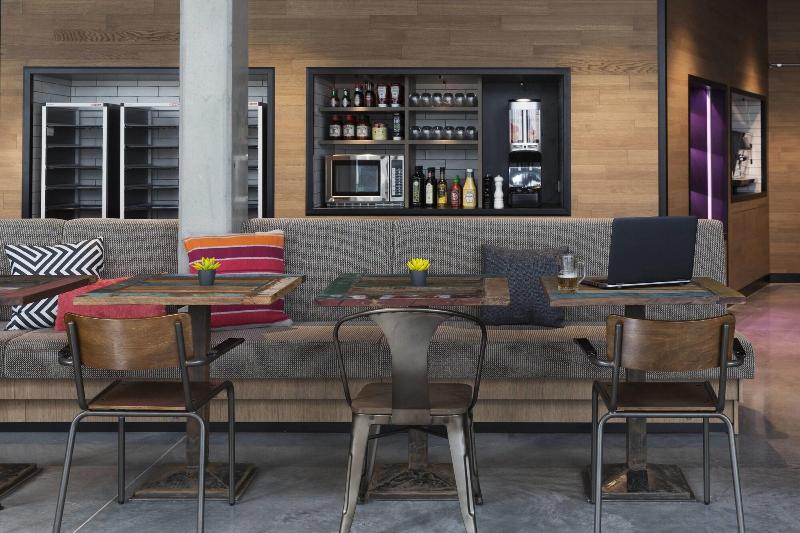 MOXY Stuttgart Airport/Messe - Restoran