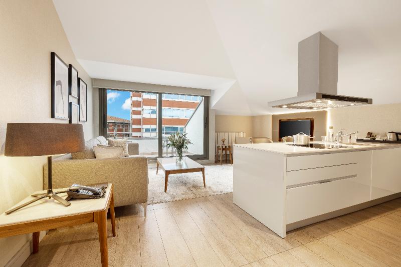 TZL Suites - Oda