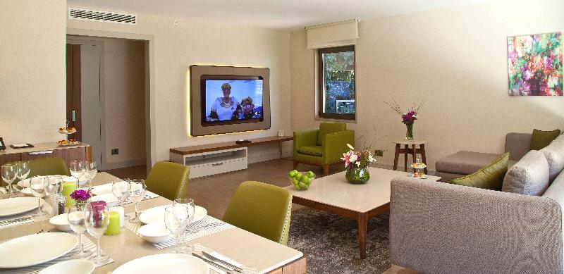 TZL Suites - Oda