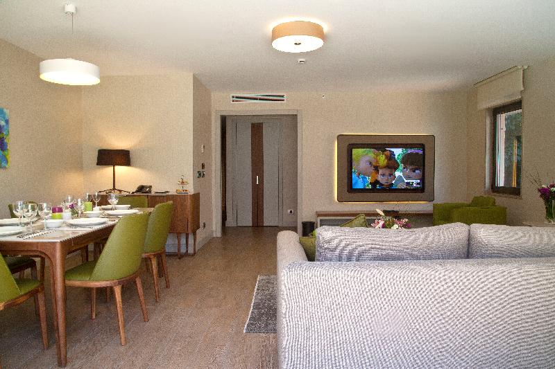 TZL Suites - Oda
