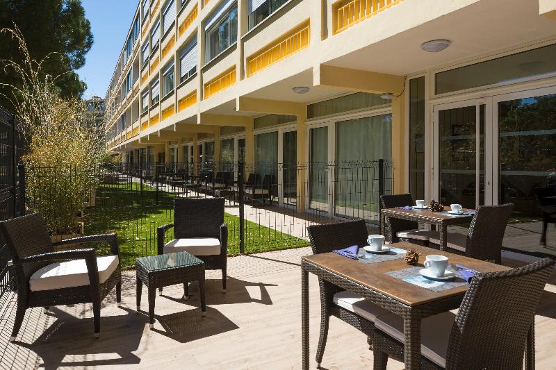 Operalia Hotel Les Pins - Teras