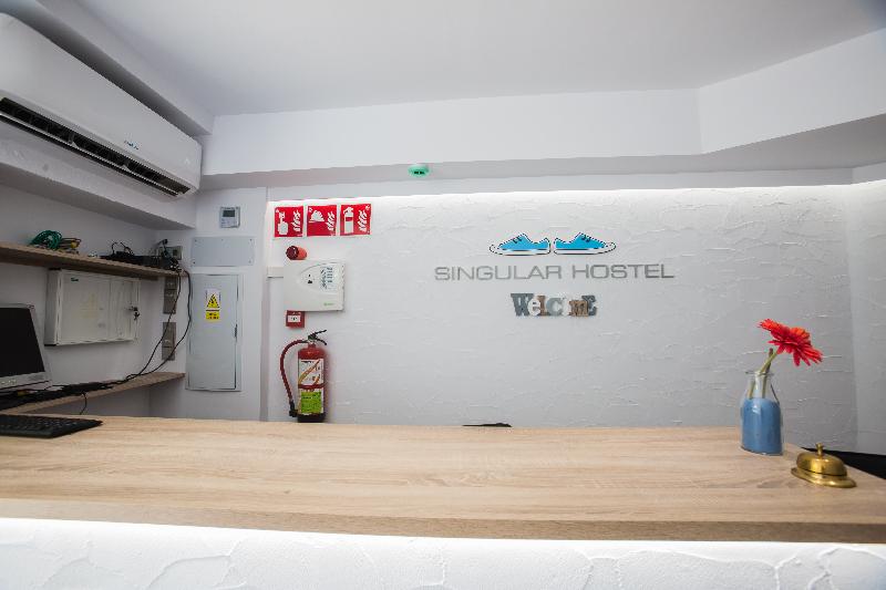 Y Hostel - Albergue Juvenil - Lobi
