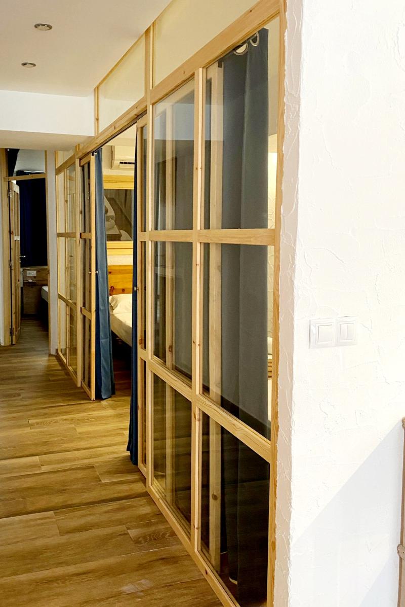Y Hostel - Albergue Juvenil - Oda