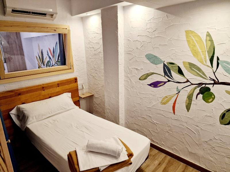 Y Hostel - Albergue Juvenil - Oda