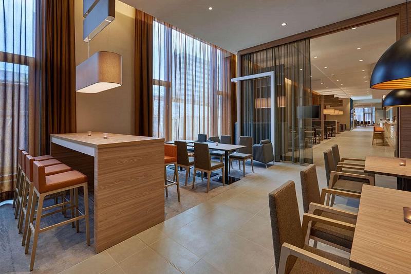 Hampton by Hilton Berlin City Alexanderplatz - Lobi