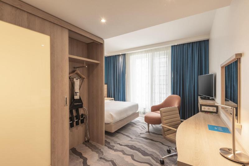 Hampton by Hilton Berlin City Alexanderplatz - Oda