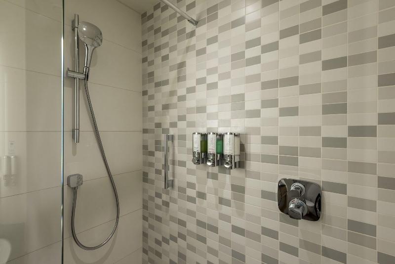 Hampton by Hilton Berlin City Alexanderplatz - Oda