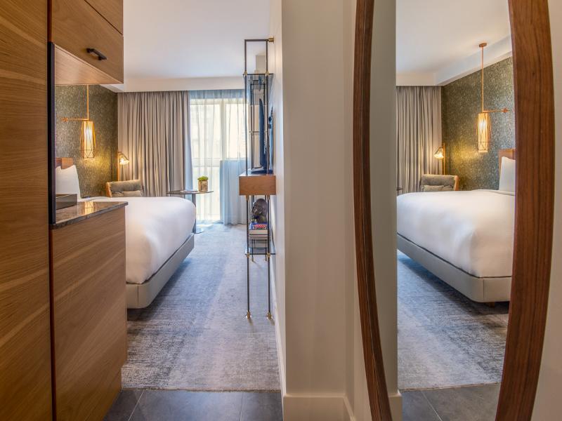 Lincoln Plaza London, Curio Collection by Hilton - Oda