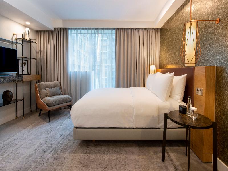 Lincoln Plaza London, Curio Collection by Hilton - Oda