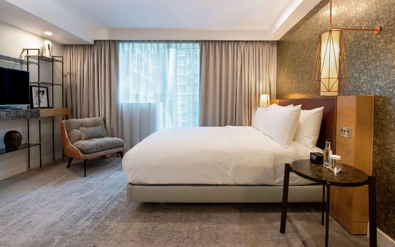Lincoln Plaza London, Curio Collection by Hilton - Oda