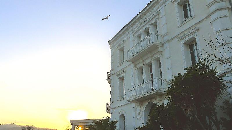 Grand Hotel des Sablettes Plage, Curio by Hilton - Genel