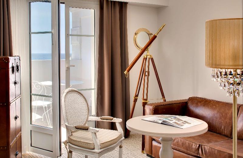 Grand Hotel des Sablettes Plage, Curio by Hilton - Oda