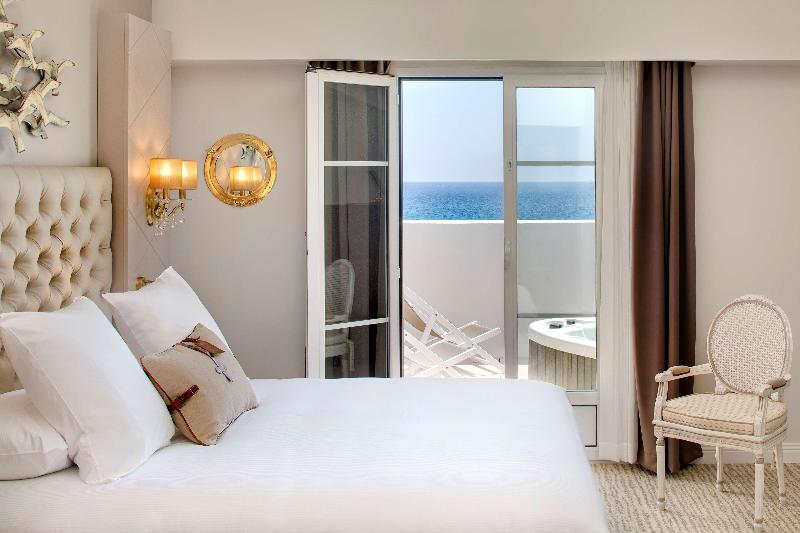 Grand Hotel des Sablettes Plage, Curio by Hilton - Oda