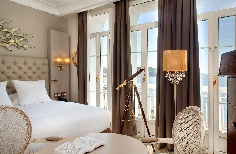 Grand Hotel des Sablettes Plage, Curio by Hilton - Oda