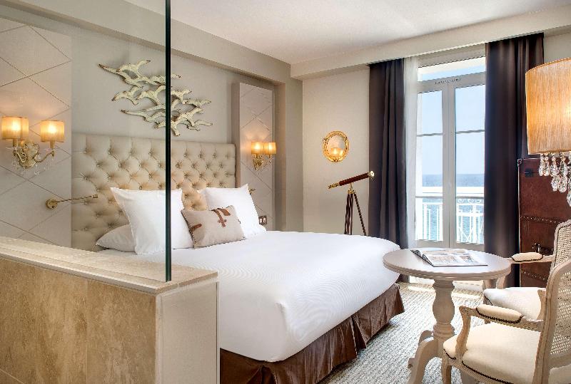 Grand Hotel des Sablettes Plage, Curio by Hilton - Oda