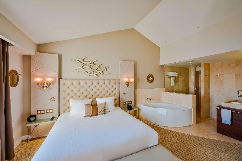 Grand Hotel des Sablettes Plage, Curio by Hilton - Oda