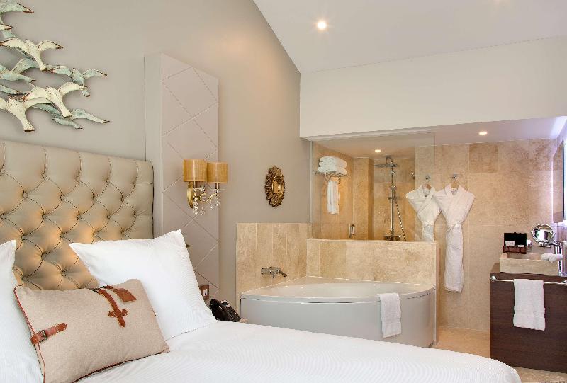 Grand Hotel des Sablettes Plage, Curio by Hilton - Oda