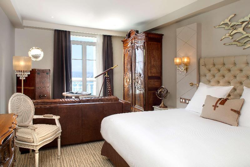 Grand Hotel des Sablettes Plage, Curio by Hilton - Oda